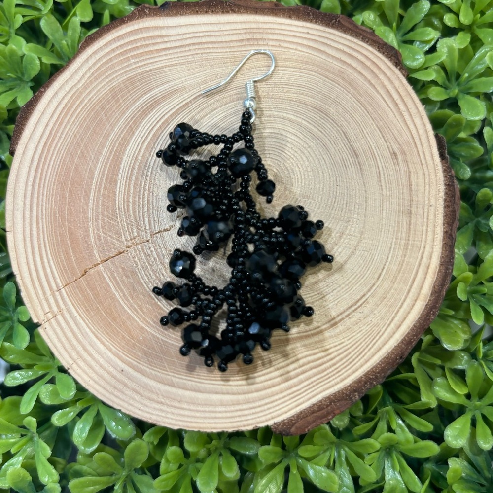 🌟Sale🌟 Handmade Chakira bead multi-stem earrings - Picture 4 of 7
